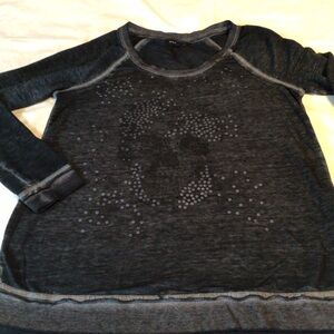 Rock and Republic long sleeve t shirt.